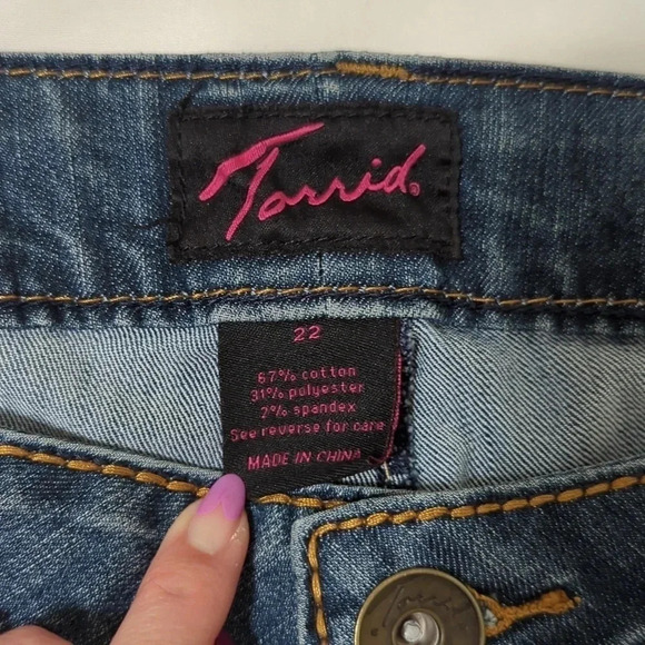 Torrid Denim Gold Stitch Distressed Jeans, Color Blue/Gold Size 22 - Picture 15 of 16